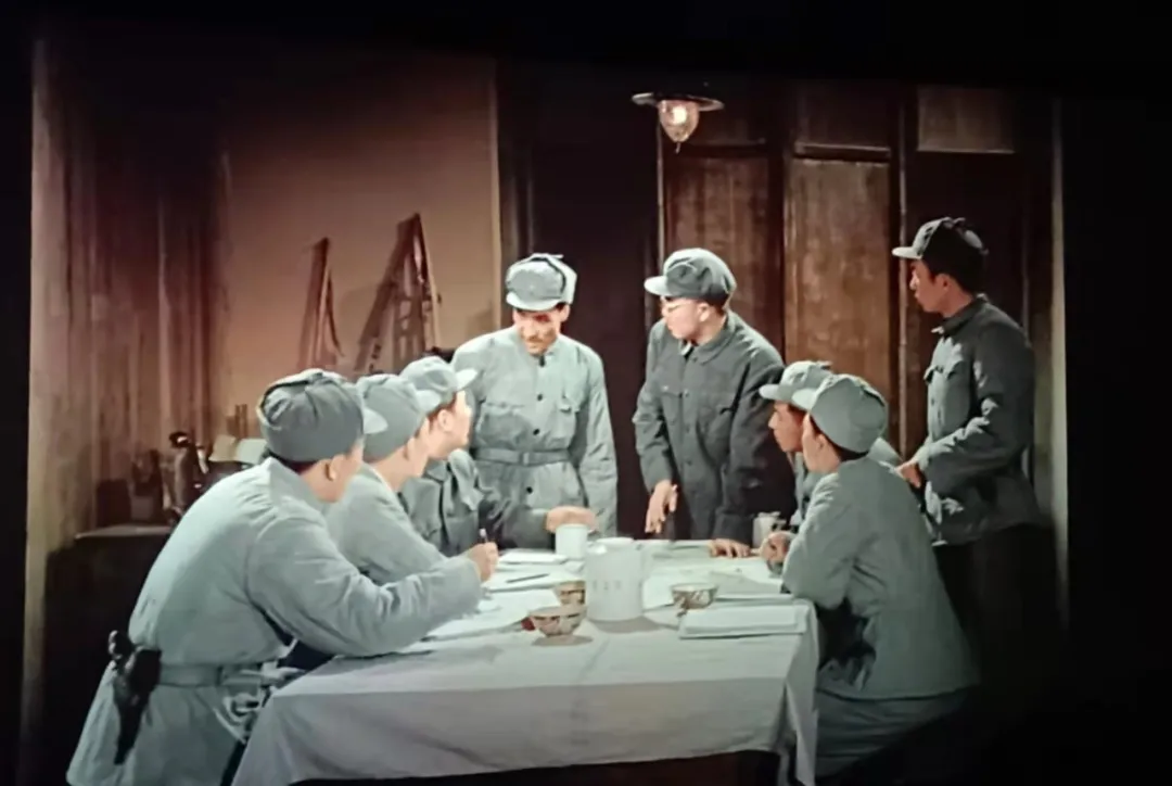重温红色电影,传承党史经典 重温红色电影,传承党史经典